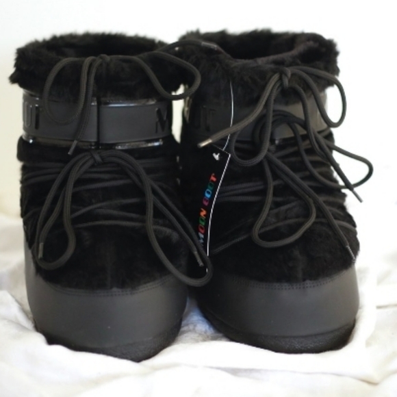 COPY - Moon Boot Icon Low Faux Fur - Picture 2 of 3